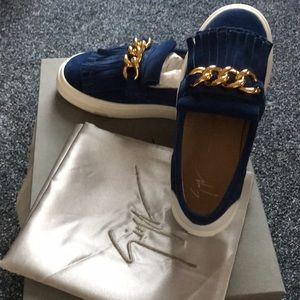 Giuseppe Zanotti size 7B